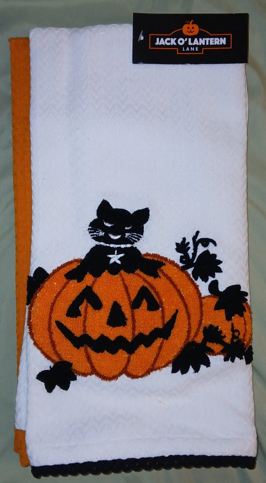Halloween Jack O' Lantern Set of 2 Kitchen Towels Decorative and Orange 20 x 28 
