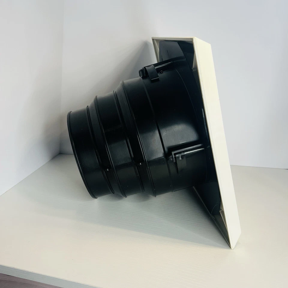 Duto de teto Airtec Air Vent modelo MV 11” x 11” usado em excelente estado - Imagem 2 de 4