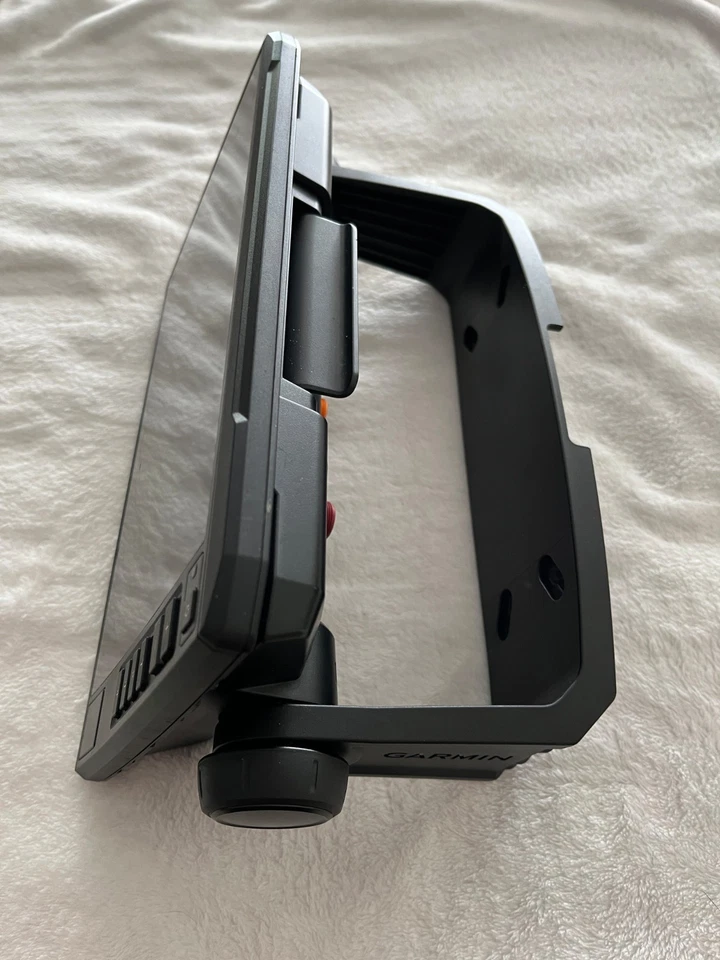 garmin echomap uhd 93sv with LakeVu G3 US Inland mapping - Image 4 of 4