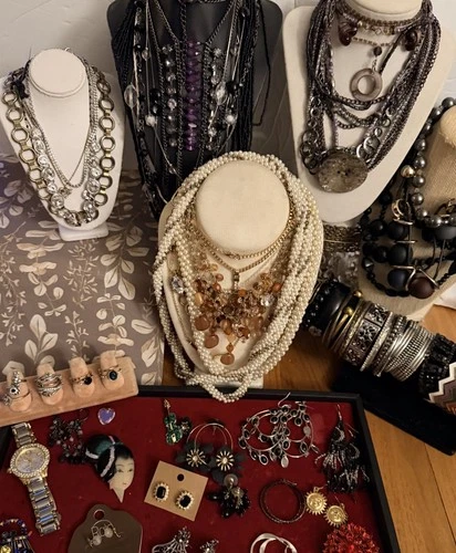 VTG Estate Costume Jewelry Lot Few Signed Necklaces Bracelets Earrings Rings