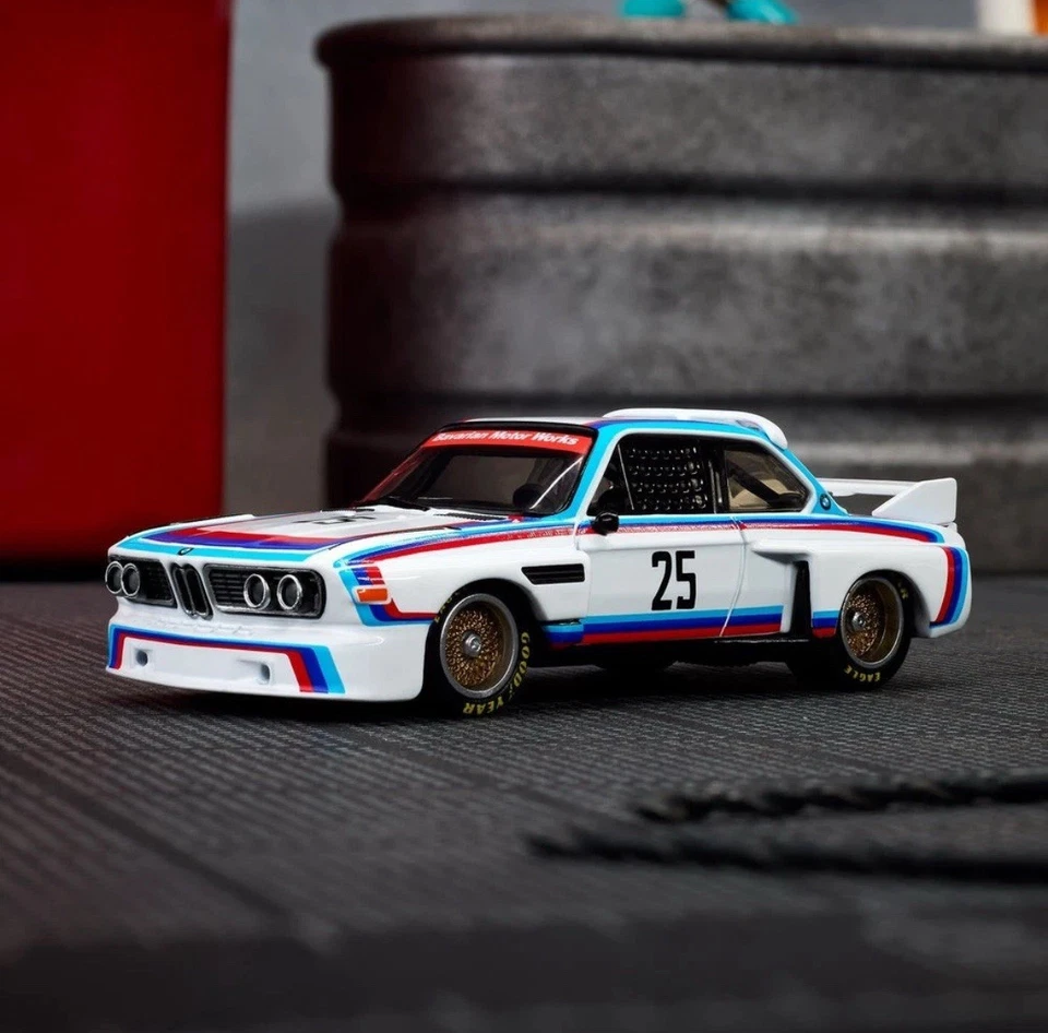 Hot Wheels Elite 64 1975 BMW 3.0 CSL Race - Image 2 of 4
