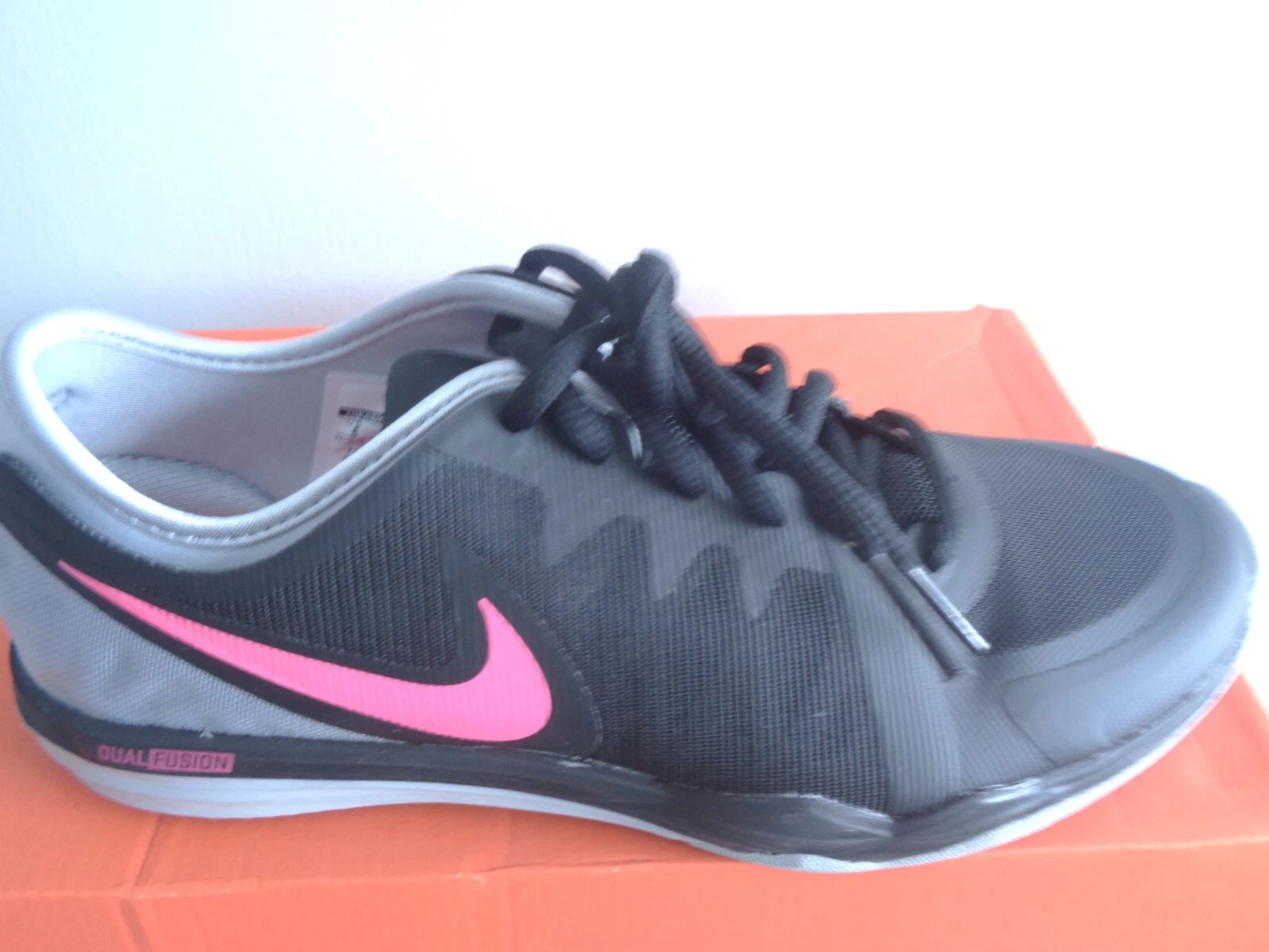 Nike Dual Fusion TR 3 scarpe da ginnastica donna 704940 007 uk 3 5 eu 36 5 us 6 NUOVE + SCATOLA