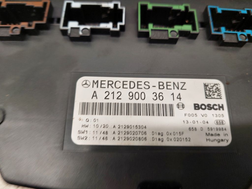 Mercedes-Benz W212 Front Sam Einheit Sicherungskasten A2129003614 