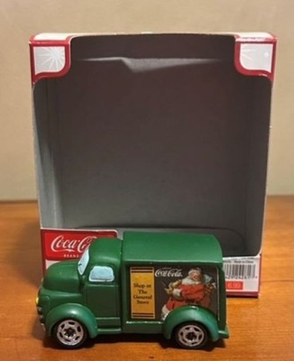 Coca-Cola 2007 Town Square Collection Green Truck