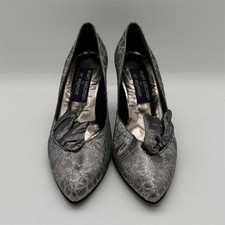 Stuart Weitzman for Mr. Seymour Silver Bow Pointed Toe Stiletto Pumps 8