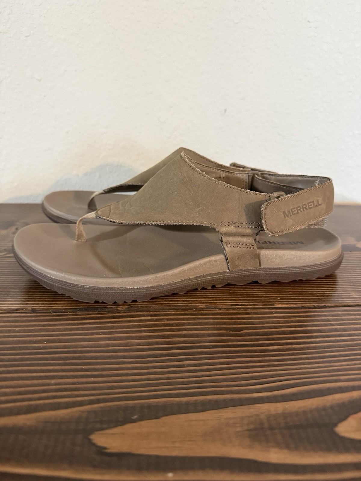 Sandali con cinturino Merrell donna Around Town Sunvue post tanga tacco misura 7