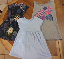 3 little girl dresses sz 5 Tea Collection/Old Navy