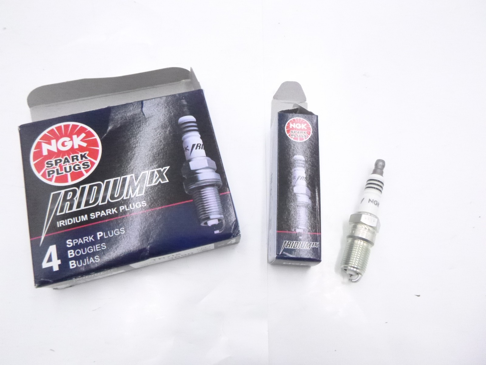 4 Pack NGK 3690 TR7IX Spark Plugs 14mm Thread for 2006-2009 Cadillac STS