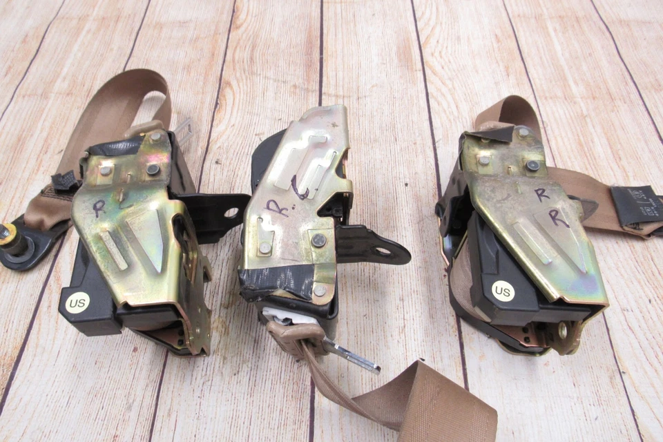 Jaguar XJ12 XJ6 1995-96-97 cinturón de seguridad retractor trasero conjunto 3 bronceado OEM USADO Foto 4 de 4