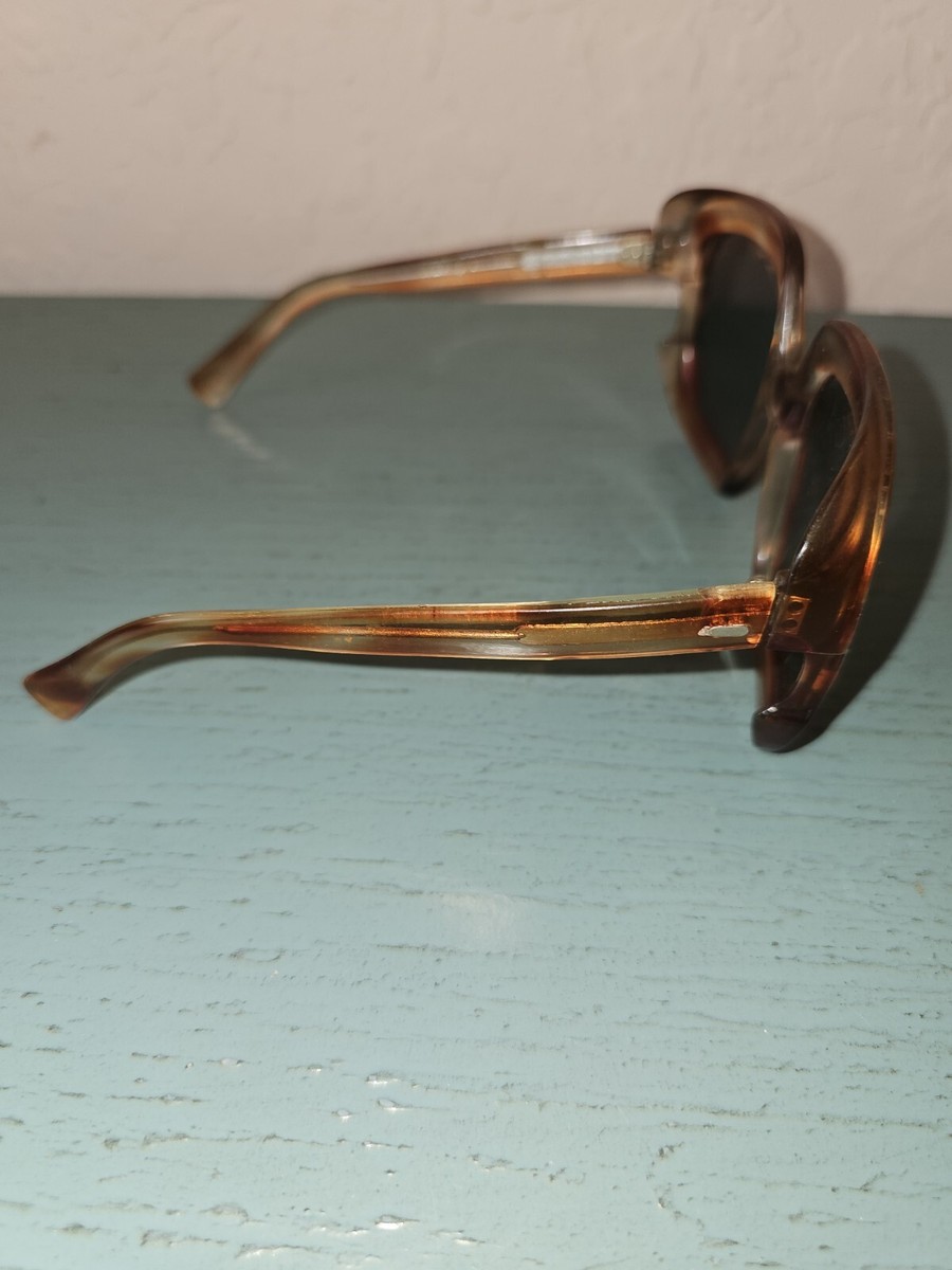 Vintage Over-Sized Square Brown Tortoise Women display picture 3