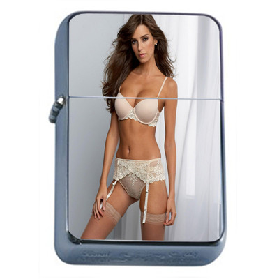Latina Pin Up Girls D7 Flip Top Oil Lighter Wind Resistant Flame 