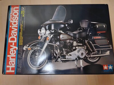 Harley-Davidson FLHClassic 1/6スケール Tamiya Harley-Davidson FLH Classic Big scale 1/6 Scale Kit NIB