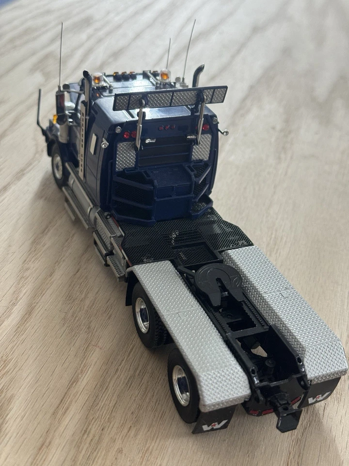 Tractor Western Star 4964 1/50 WSI con caja de lastre - OCEAN TRADERS Foto 2 de 3