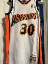 Warriors 30 Curry Throwback Jersey Size Medium