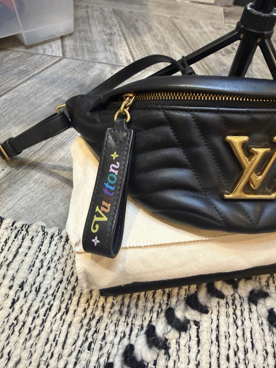 Louis Vuitton ボディバッグ ブラック Louis Vuitton New Wave Bumbag Black Leather Rainbow Zip Pull LV
