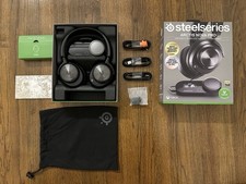 SteelSeries Arctis Nova Pro Wired Over-Ear Ga...