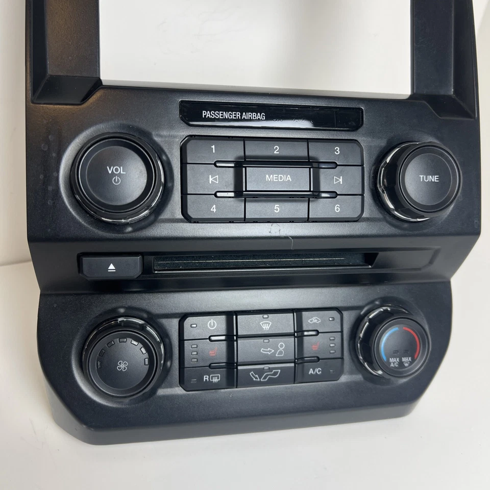 2018 FORD F150 AUDIO RADIO CD CLIMATE CONTROL BEZEL JL3T-18E243-CDE OEM - Imagem 3 de 4