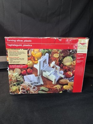 World Cuisine Turning Slicer 3 attachments Shredder, Chipper, Slicer  New