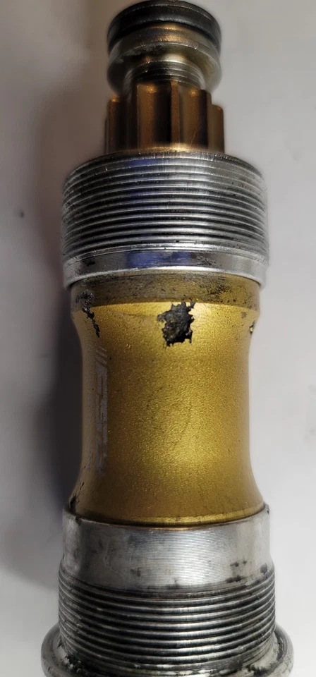 FSA Platinum- Ti and Magnesium Bottom Bracket English Threading Road 110 mm - Image 3 of 4