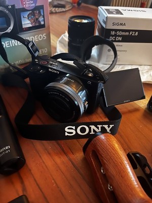 Top Angebot! Sony Alpha ZV-E10 + Sigma 18-50 mm F2.8 DC DN