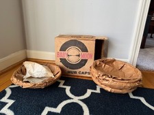 VINTAGE 60's CAL CUSTOM BABY MOON HUB CAPS 5028 CUSTOM HOT ROD VINTAGE