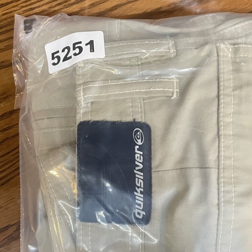 Quiksilver Cargo Pants Boys 29x18 Convertible Zip Off Hiking Outdoor Pockets - Picture 11 of 11