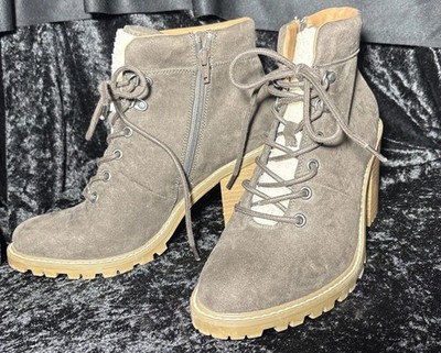 Universal Threads Heeled Booties Womens Size 9.5 Medium Brown Lace Up Block Heel