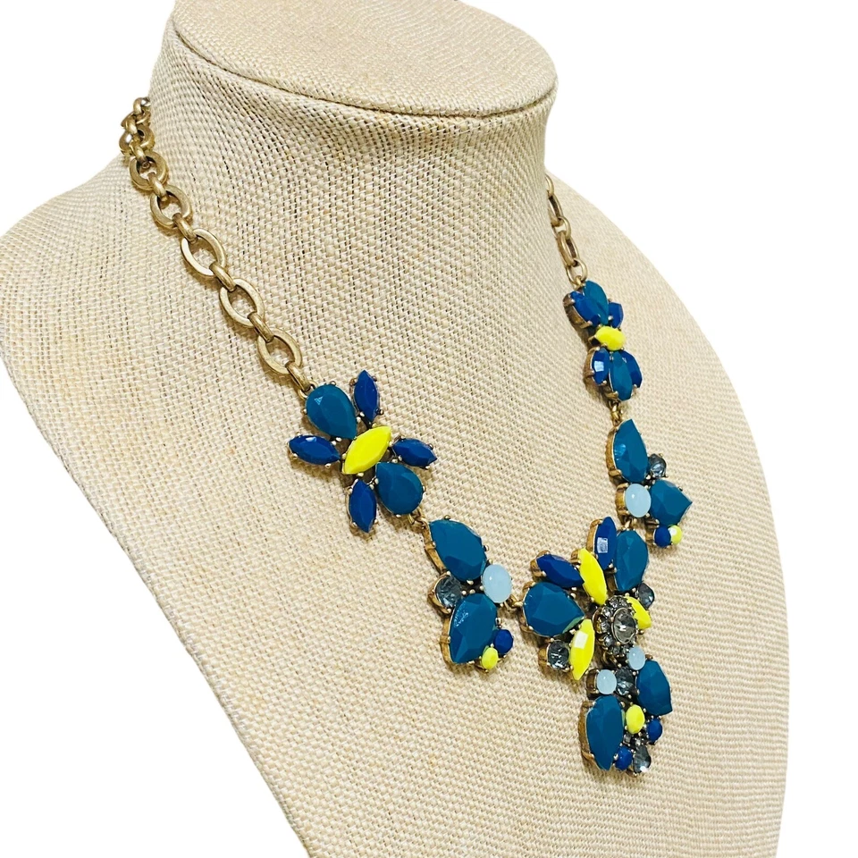 "Gargantilla con cuentas de cristal azul amarillo con flores J Crew 17""" Foto 2 de 4