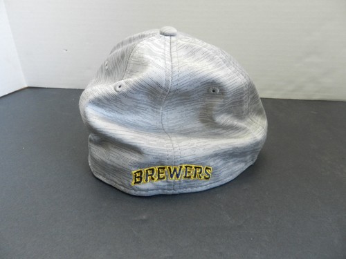 Milwaukee Brewers New Era 39Thirty Hat Cap - 1970 - 1977 Logo - Picture 3 of 6