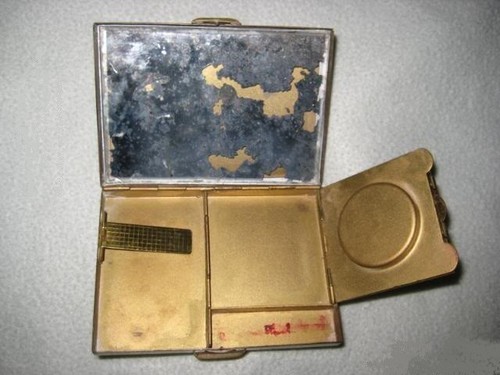 Vintage Old Metal Makeup Cosmetic Lipstick Powder Box Dated 1946, Mirror