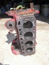 International 444 Ih Tractor Original Engine Motor Block W/ Sleeves 388575r2
