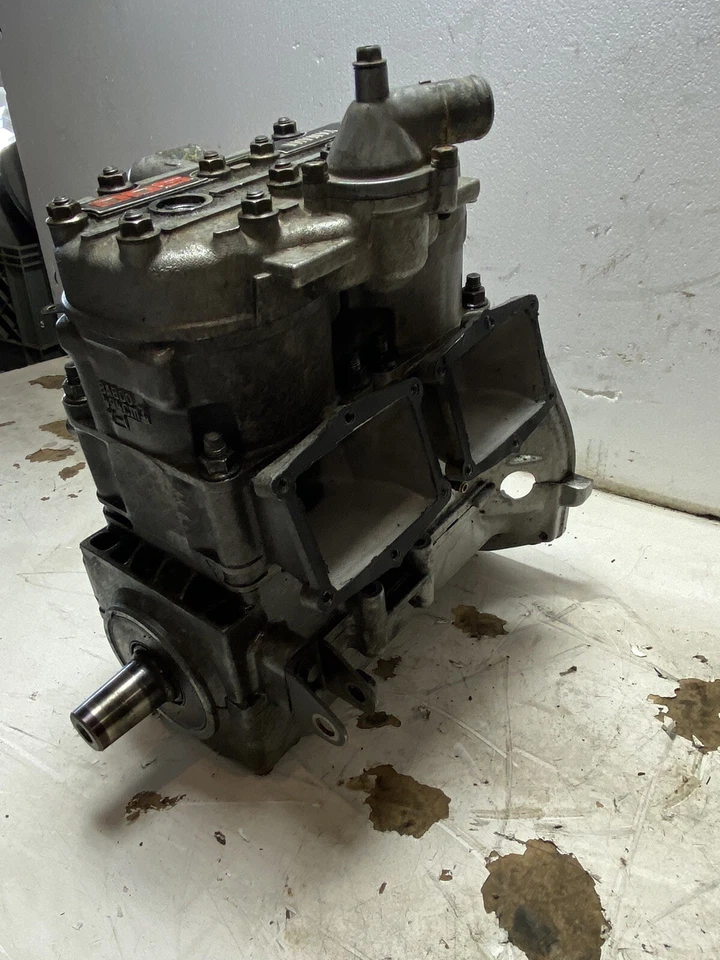 94 95 96 Yamaha VMAX 500 VX500 L/C ENGINE MOTOR Crankcase Crankshaft Block - Image 3 of 4