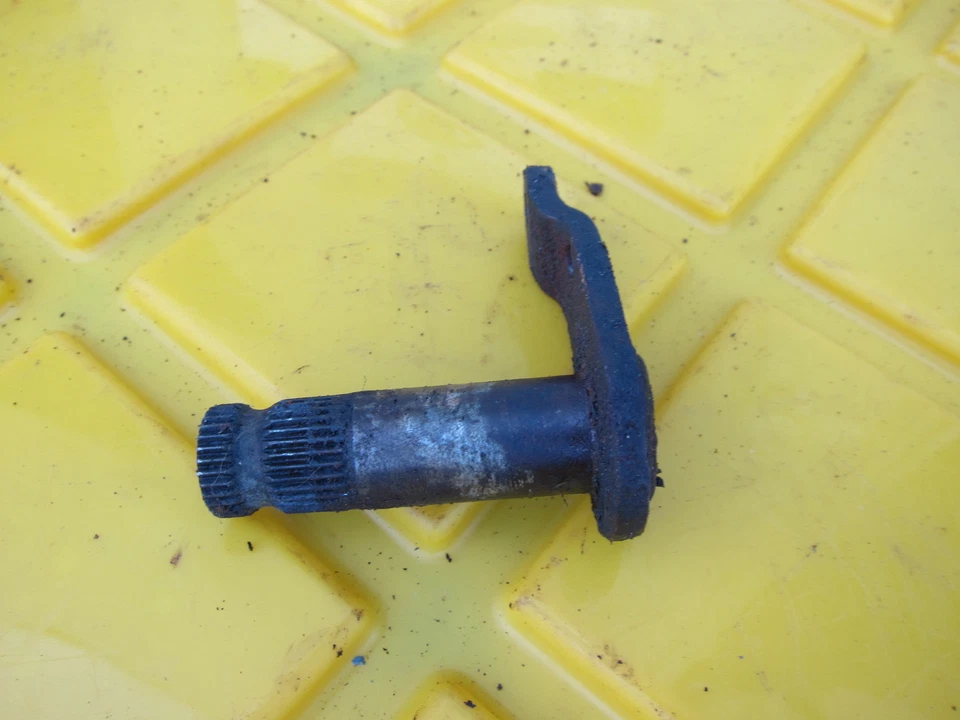 Suzuki DR370 1979 OEM soporte de pedal de freno Foto 3 de 4