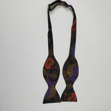 Sarah Lee Designs Pure Silk Bow Tie Made in Scotland for the Paisley Museum