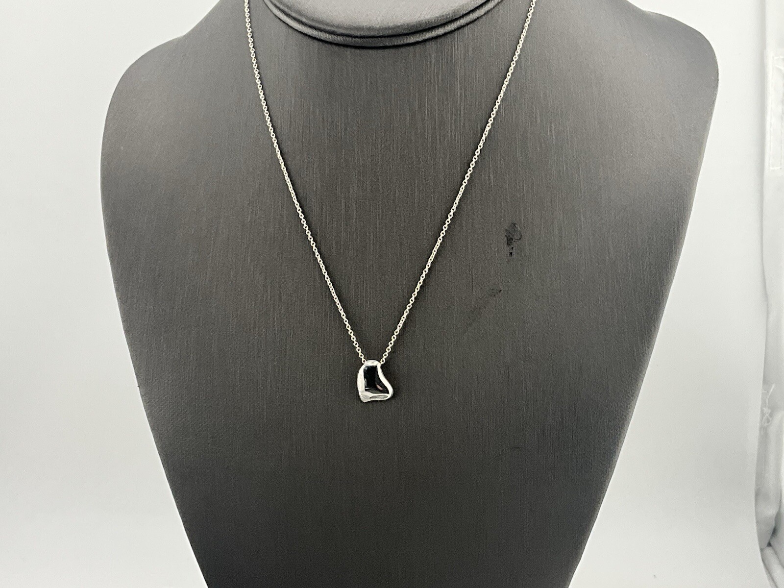 Elsa Peretti Full Heart Necklace in Sterling Silver