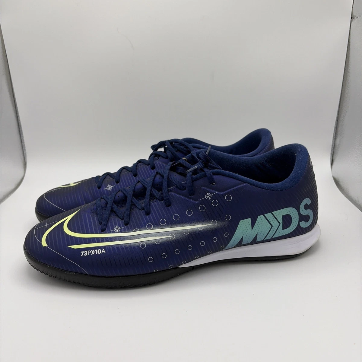 Preços baixos em Nike Mercurial Vapor 13 Academy MDS IC Dream