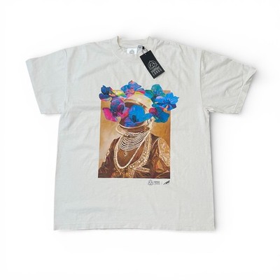 NWT - Everyday Lords X Nashid Chroma Graphic Short Sleeve Ivory T-Shirt Size M