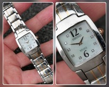 Vintage 1990s Watch Seiko Vivace 1N00-0CN0 Ladies Quartz MOP Dial Bracelet