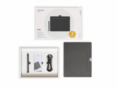 (Open Box) Wacom Intuos Bluetooth Graphic Tablet - Black - Inside Still Sealed