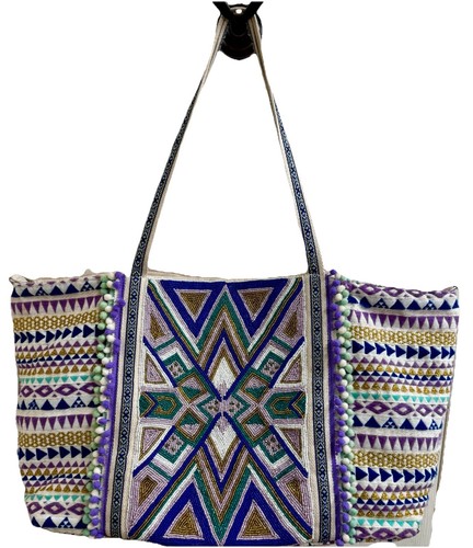 America & Beyond Boho Tasche Perlen, bestickt & Bommel Reißverschluss & Taschen