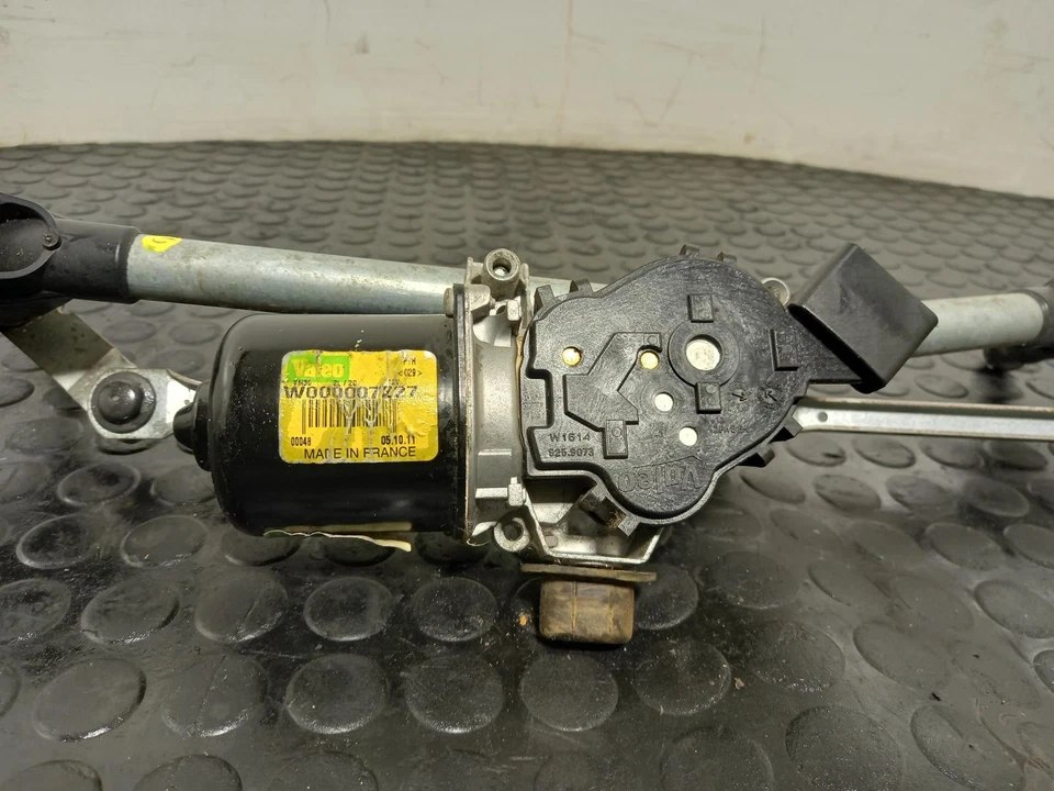 Motor limpiaparabrisas delantero RENAULT MEGANE 2008-2017 3 puertas cupé Foto 3 de 4