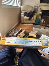 LEGO Creator Lakeside Lodge 31048 Sealed Retired Set