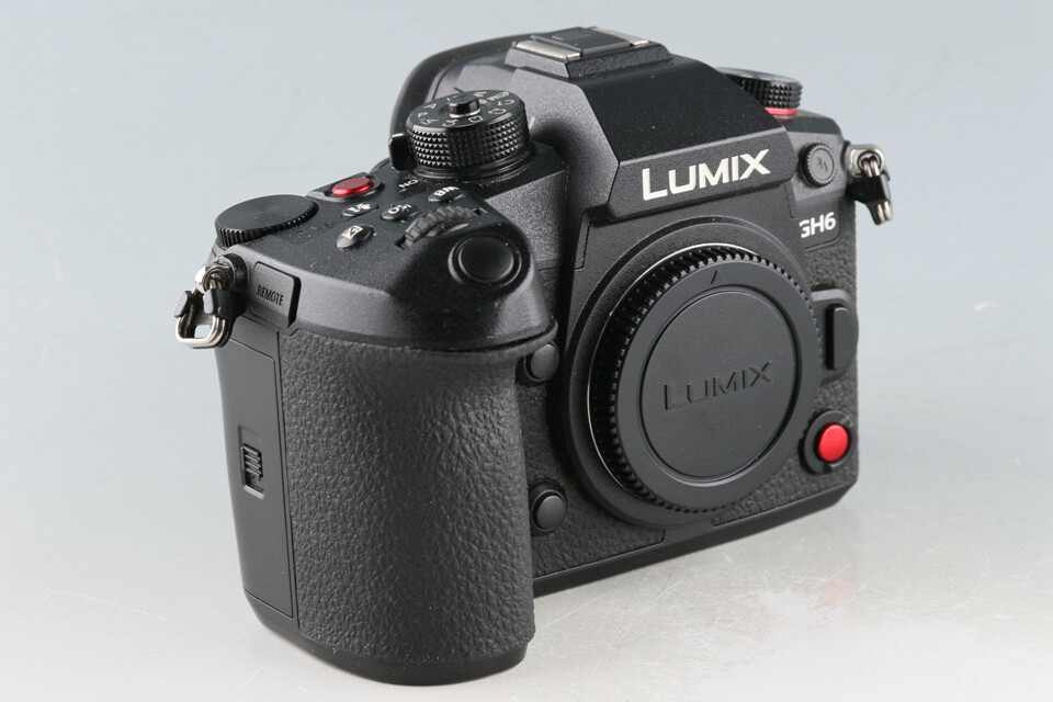 Panasonic Lumix DC-GH6 Mirrorless Digital Camera With Box Panasonic Lumix DC-GH6 Mirrorless Digital Camera With Box