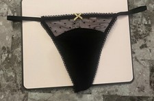 NWT VICTORIA'S SECRET BLACK DOTTED MESH GOLD BOW COTTON BLEND V STRING PANTIES