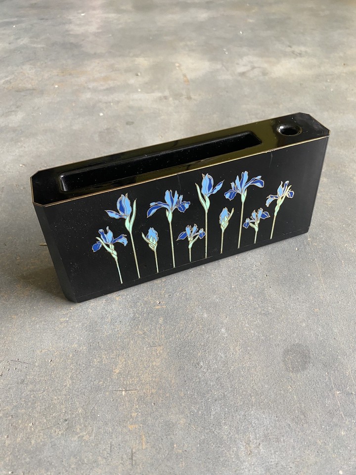 Otagiri black lacquerware desk organizer with blue lotus motif is a genuine piece of Japanese post-modern craft that doubles as art.