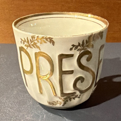 White Gold Ceramic Coffee Mug ''PRESENT'' Floral Laurel Decor 8 fl oz