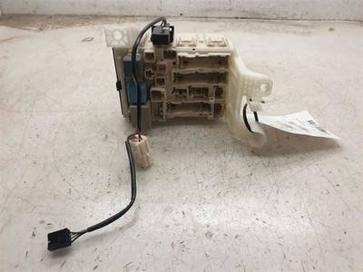 05 SCION TC 2.4L CABIN FUSE BOX 2AZFE R134A