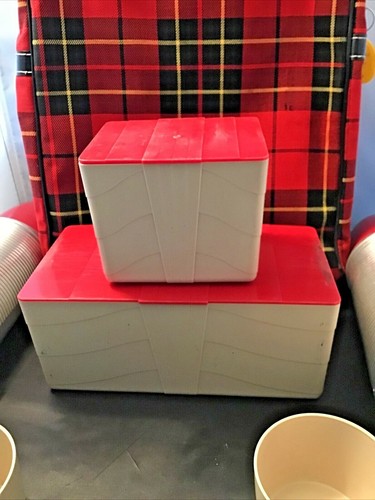 VTG 1950/60 Thermos Brand Soft Shell Red/Black Plaid Picnic Lunch Box Set USA - Picture 5 of 12