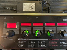 Korg R3 37 key keyboard vocoder CLEAN , with /Mic/power DC plug/Manual ARMENS