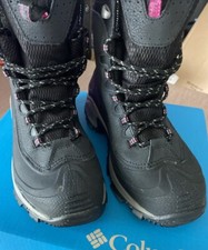 Columbia Women's Winter Boot Techlite Omni-Heat Waterproof Black Artic Trip 8